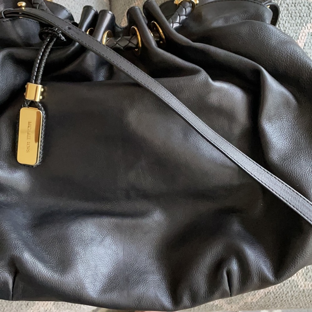 Michael Kors Collection Handbag in Black Leather - Picture 5 of 17